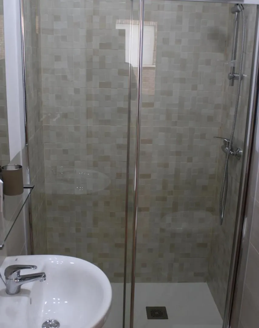 ** Guest house Fan Rooms Galvez Malaga Spain
