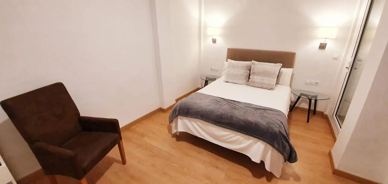 Fan Rooms Galvez Malaga Guest house
